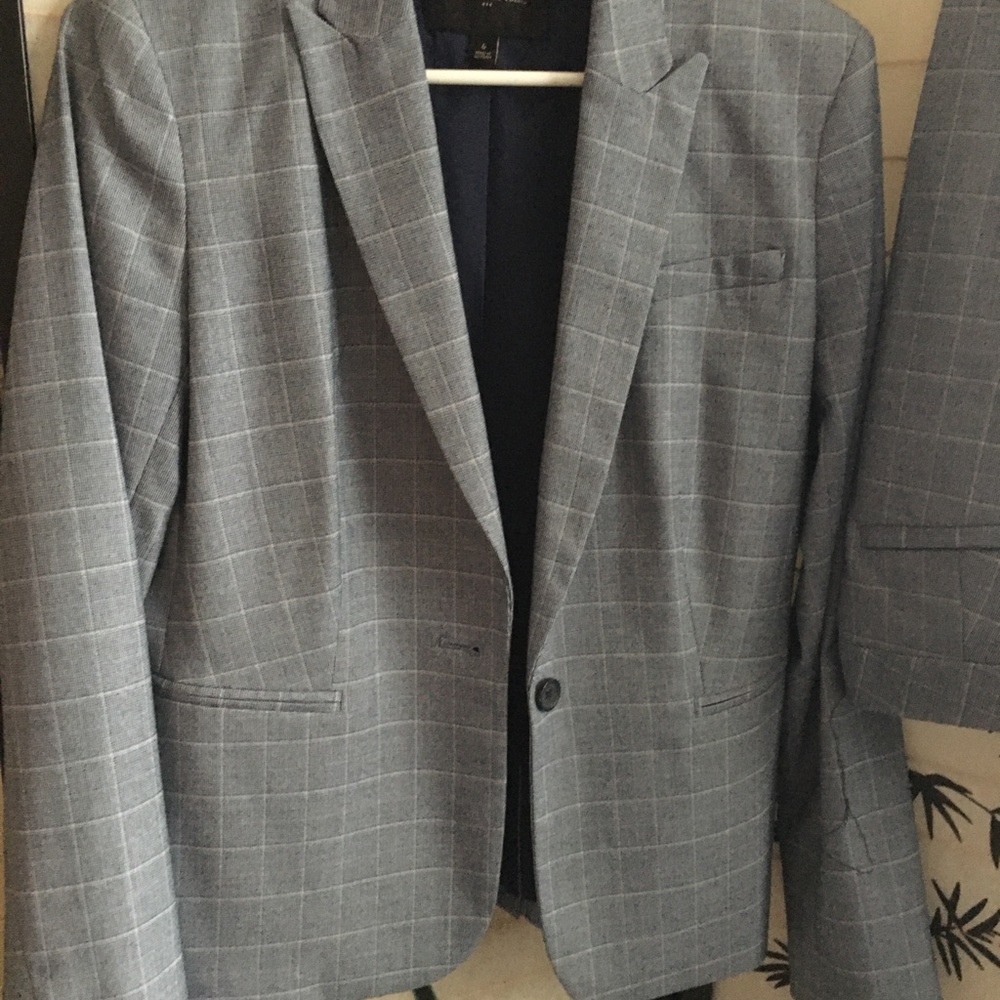 Banana Republic blue plaid suit jacket size 6